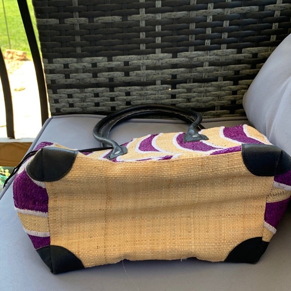 Purse - Picture 3 of 3